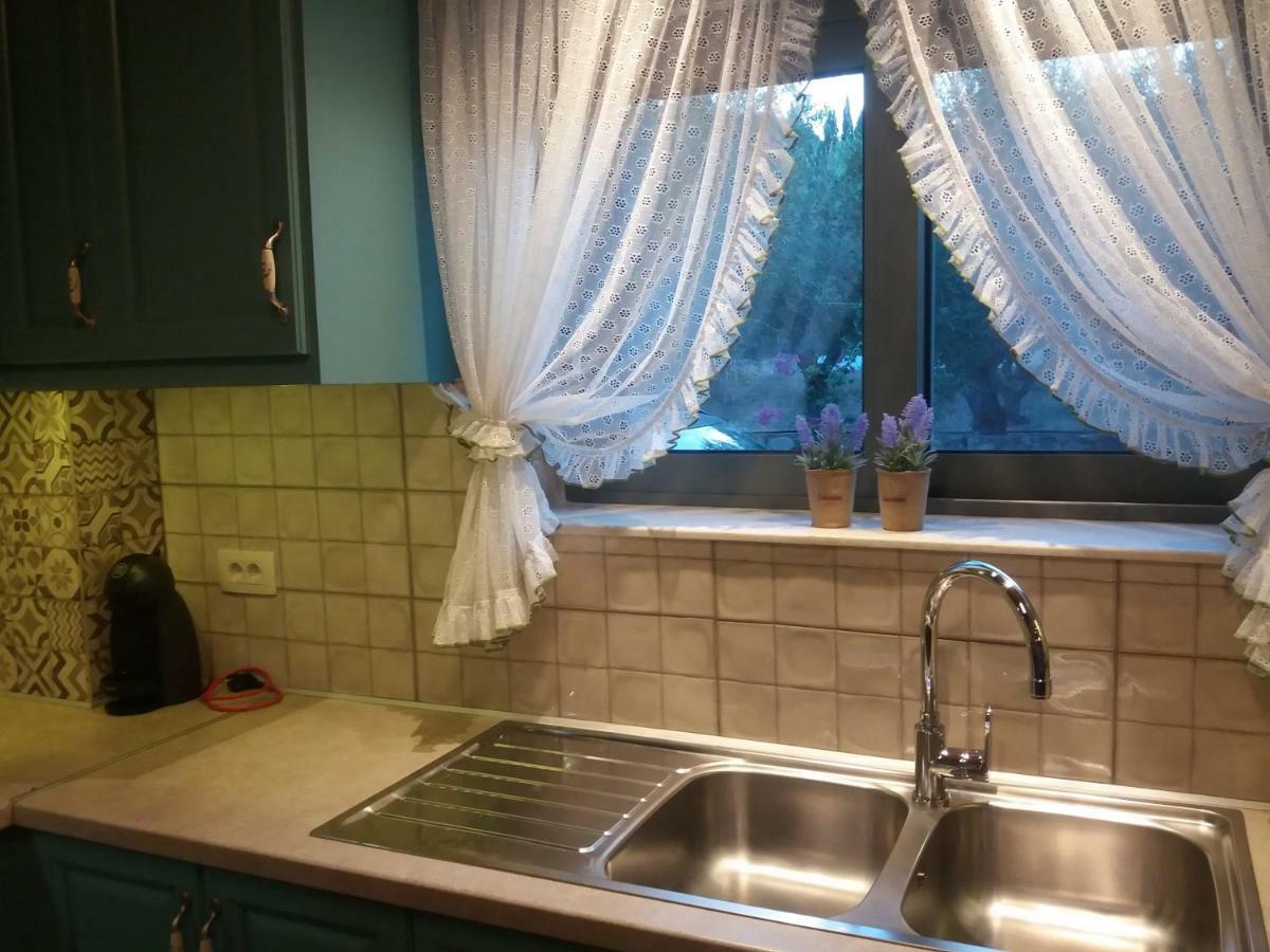 Villa Liberta Keri Bagian luar foto