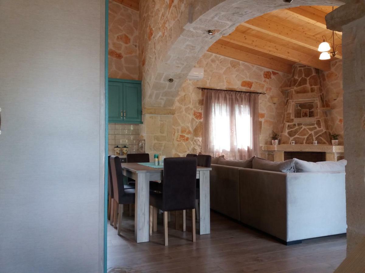 Villa Liberta Keri Bagian luar foto